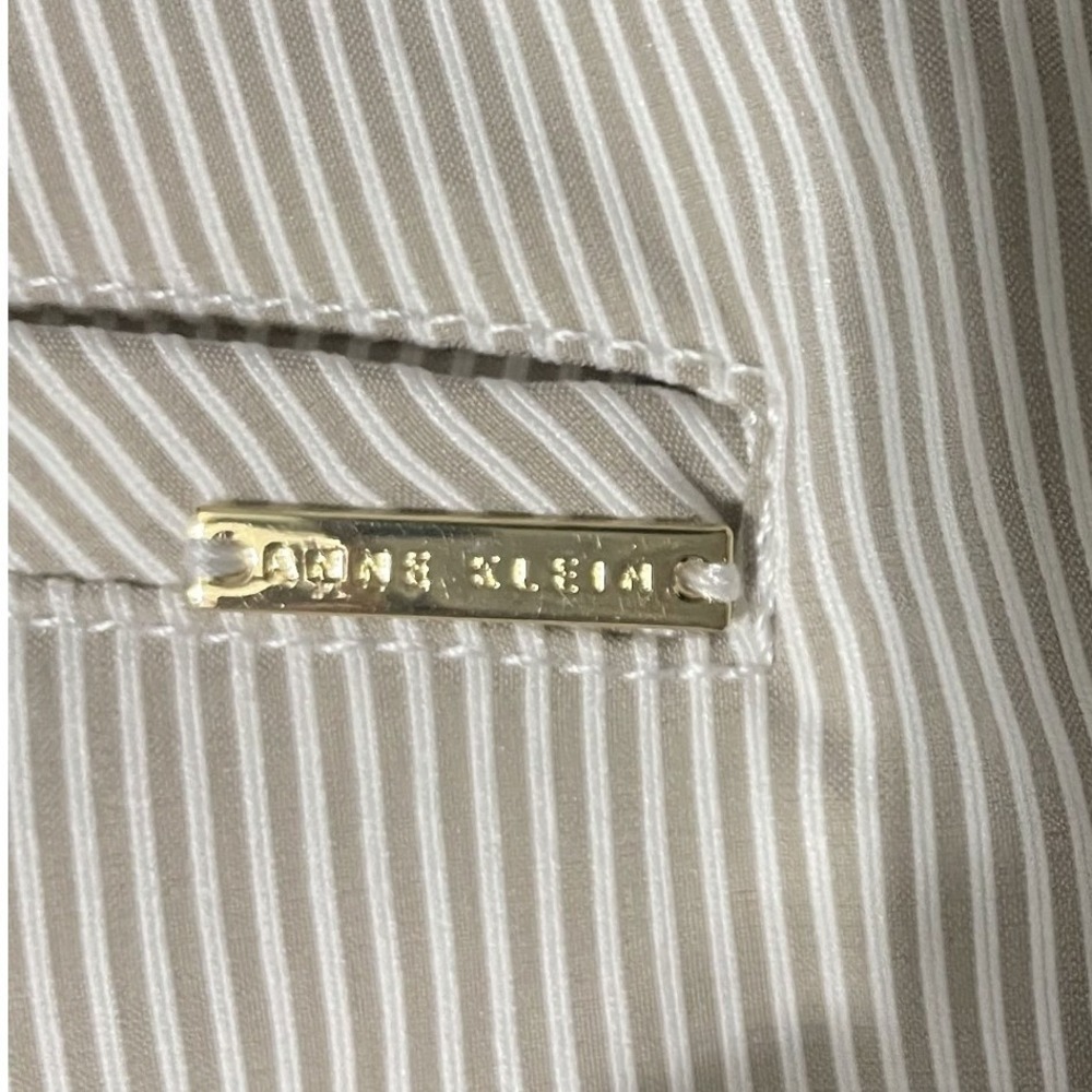 Anne Klein Slim Crop Pants Taupe White Pinstripe Pull On Trousers Size S NEW - Picture 3 of 12